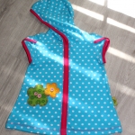 Geteilt-durch-Kleid